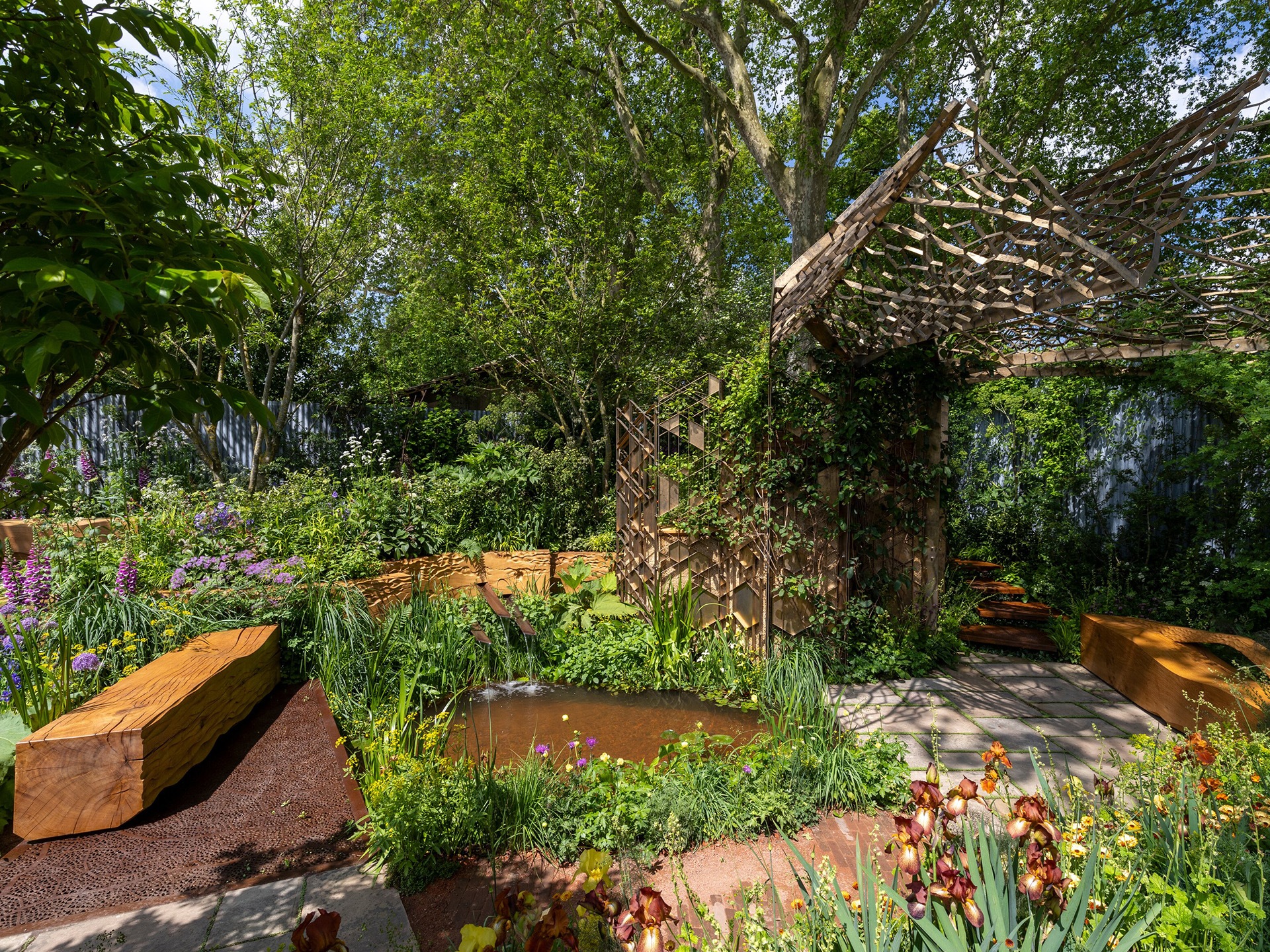 wildlife garden with built-in-pool